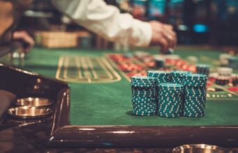 Enhancing Gameplay Engagement: How Online Casino Features Drive Player Interaction