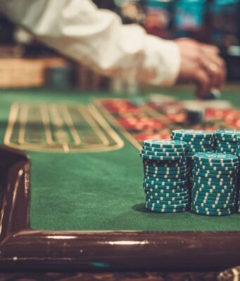 Enhancing Gameplay Engagement: How Online Casino Features Drive Player Interaction